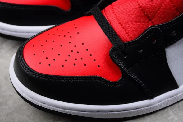 Nike Air Jordan 1 Mid 554724-079 