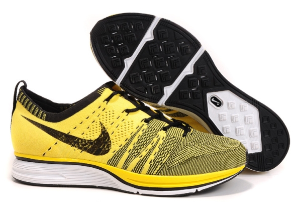 NIKE FLYKNIT TRAINER+  532984-700