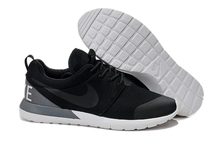 NIKE ROSHE RUN NM SP