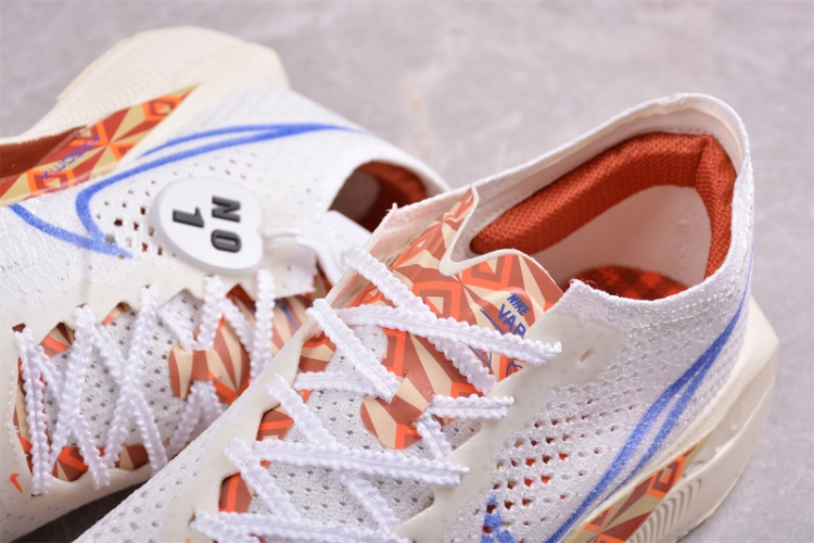  Nike Zoom VaporFly Next% 3 FQ7676-100