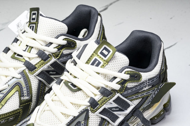  New Balance 1906 M1906ANA