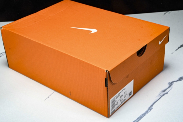 Nike Air ZoomX Vomero 18 Plus HM6805 113 