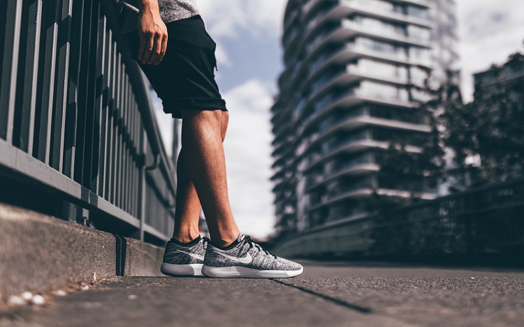 Nike LunarCharge Premium LE “Negro Blanco” 843764-001