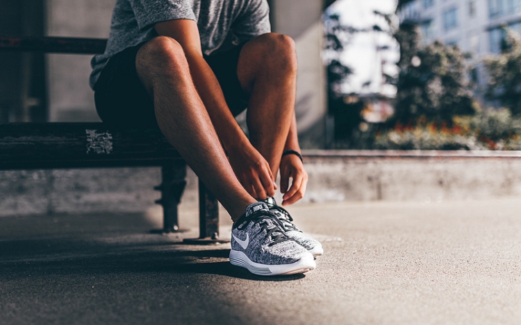 Nike LunarCharge Premium LE “Negro Blanco” 843764-001