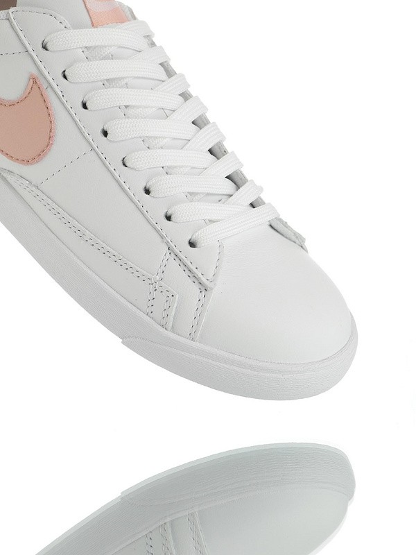 Nike SB Blazer Zoom Low AV9370-114