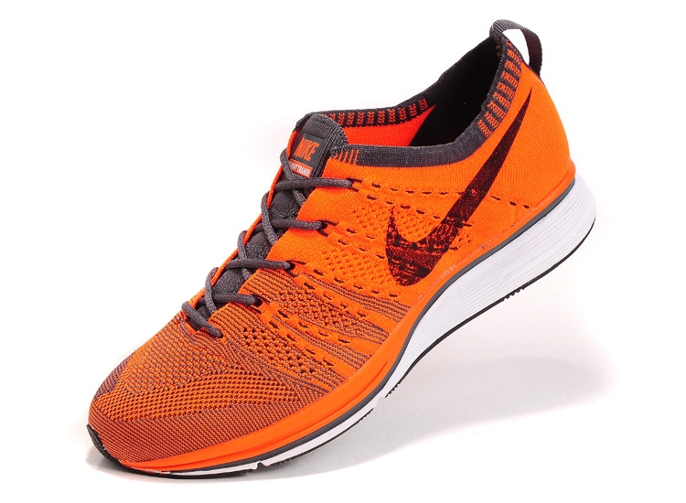  NIKE FLYKNIT TRAINER+ 532984-880