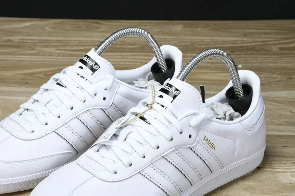 Adidas Samba Vegan x MICKEY MOUSE GY1889  