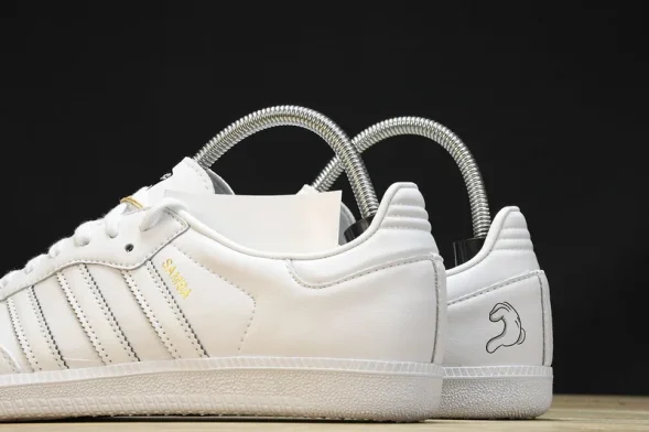Adidas Samba Vegan x MICKEY MOUSE GY1889  