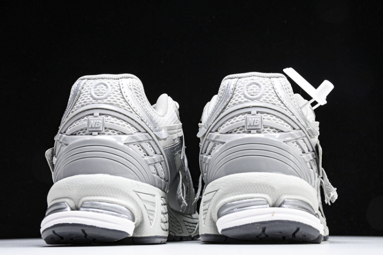  New Balance 1906 M1906AG 