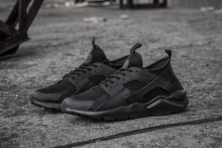 NIKE AIR HUARACHE RUN ULTRA BR