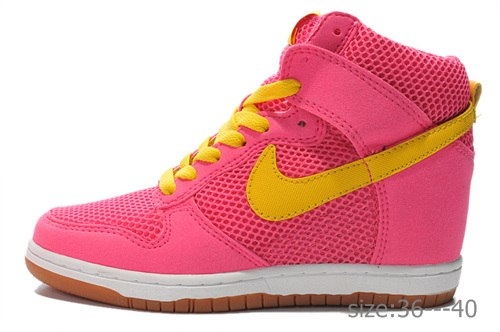 Nike Wmns Dunk Sky Сникеры Купить Найк Женские высокие на платформе Nike Wmns Dunk Sky Купить Найк Женские высокие на платформе