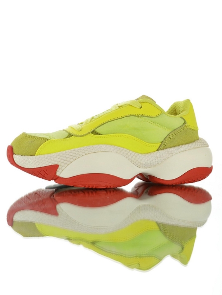 Han Kjobenhavn x Puma Alteration Kurve