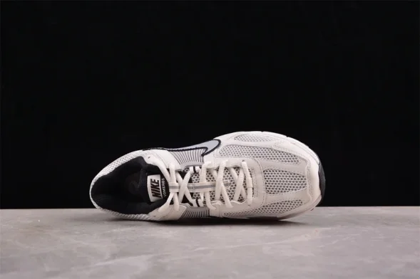 Nike Zoom Vomero 5 SP FJ2028-001 