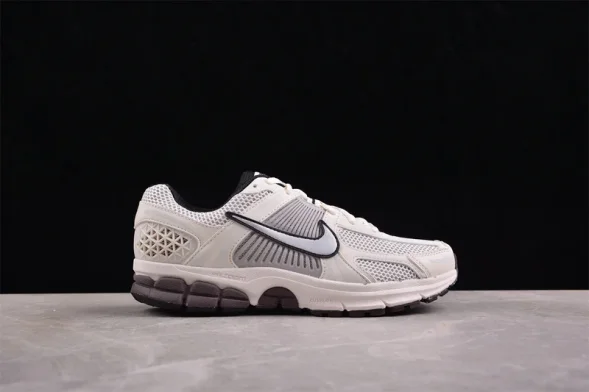 Nike Zoom Vomero 5 SP FJ2028-001 