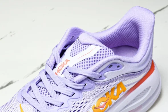 HOKA Bondi 9 1162012 AGH 