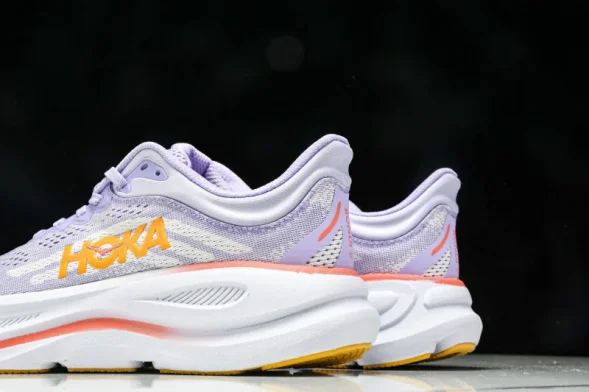 HOKA Bondi 9 1162012 AGH 