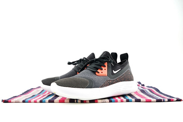 Nike LunarCharge Premium LE “Black  Orange Red” 923284-016