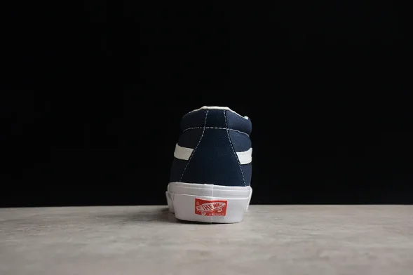 Vans Vault OG Sk8-Mid VN0A4BVCNAV 