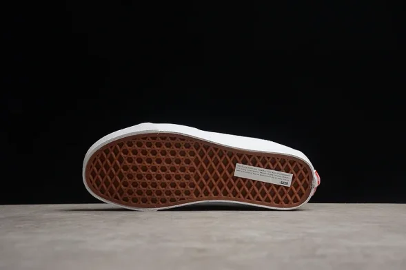 Vans Vault OG Sk8-Mid VN0A4BVCNAV 