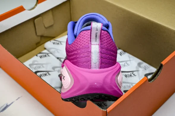 Nike Air ZoomX Vomero Plus HV6154 400 