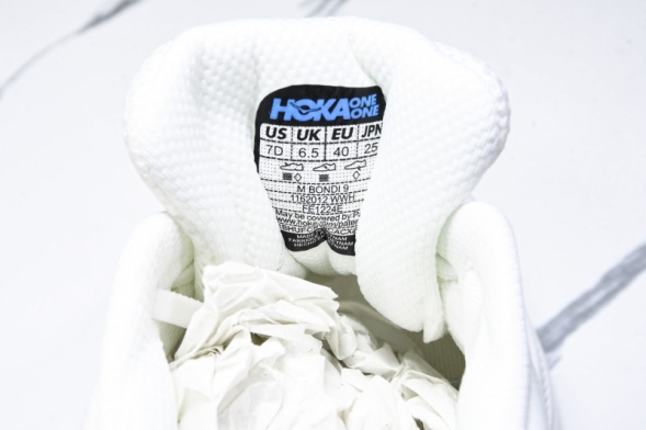 HOKA Bondi 9 1162012 WWH 