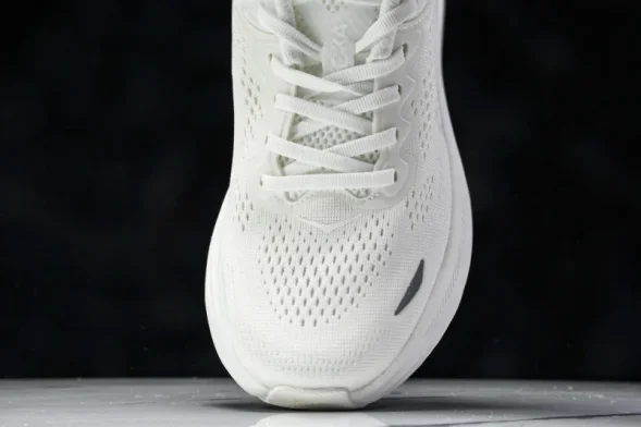 HOKA Bondi 9 1162012 WWH 
