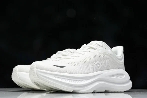 HOKA Bondi 9 1162012 WWH 