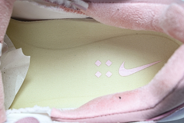 Nike Ava Rover DX4215 204 