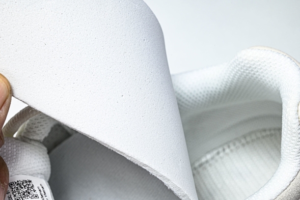 New Balance 204 U204LMMC  