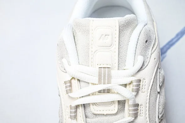 New Balance 204 U204LMMC  