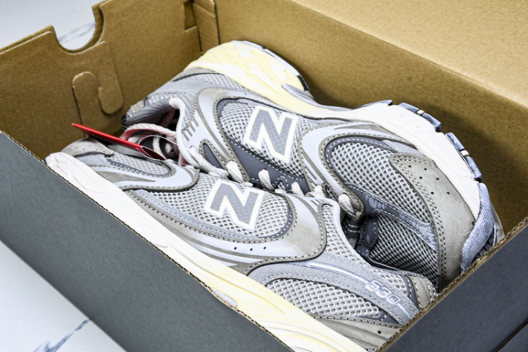  New Balance 530 MR530TG
