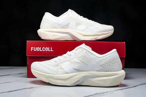 New Balance FuelCell Rebel V4 WFCXLJ4 