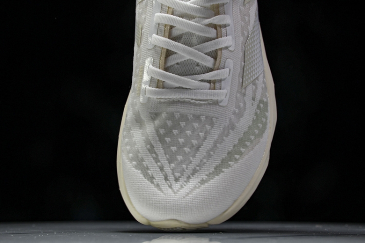  New Balance FuelCell Rebel V4 WFCXLJ4