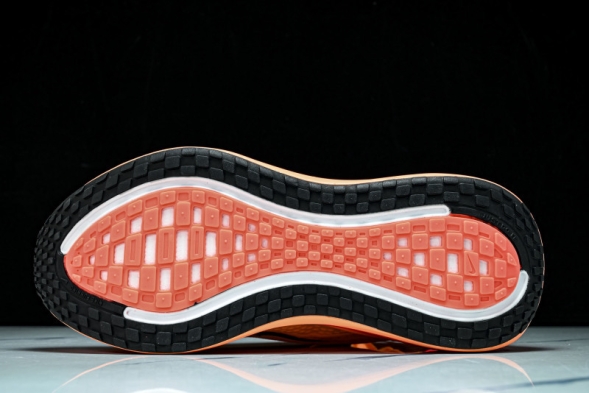 Nike Air ZoomX Vomero Plus HV8150-801 