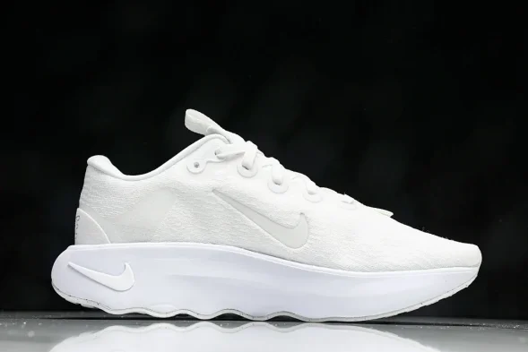 Nike Motiva DV1238-106 