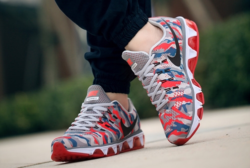 Nike - Air Max Tailwind 8