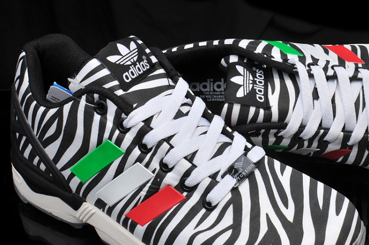 Adidas ZX Flux Zebra Мужские женские размеры в наличии бесплатная доставка

Купить Адидас зикс флюкс дешево подешевле 

Adidas ZX Flux Zebra​ - Очередная интересная расцветка из серии ZX Colorway с принтом Zebra