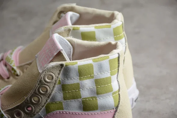 Vans SK8-Hi x Emma Mulholland VN0A5RU6GL 