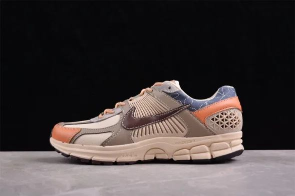 Nike Zoom Vomero 5 SP FZ5051-121 