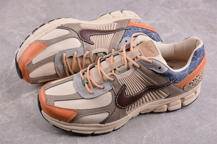  Nike Zoom Vomero 5 SP FZ5051-121