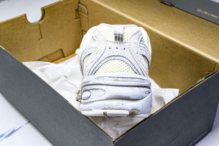  New Balance 530 MR530MR
