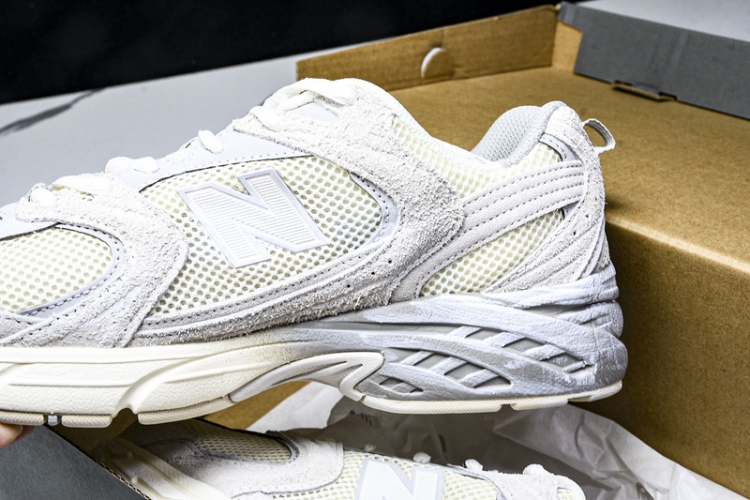  New Balance 530 MR530MR