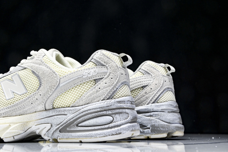  New Balance 530 MR530MR