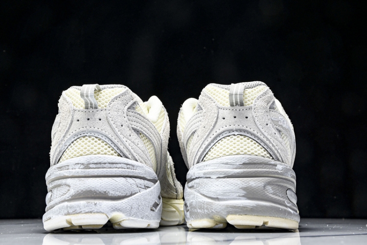  New Balance 530 MR530MR