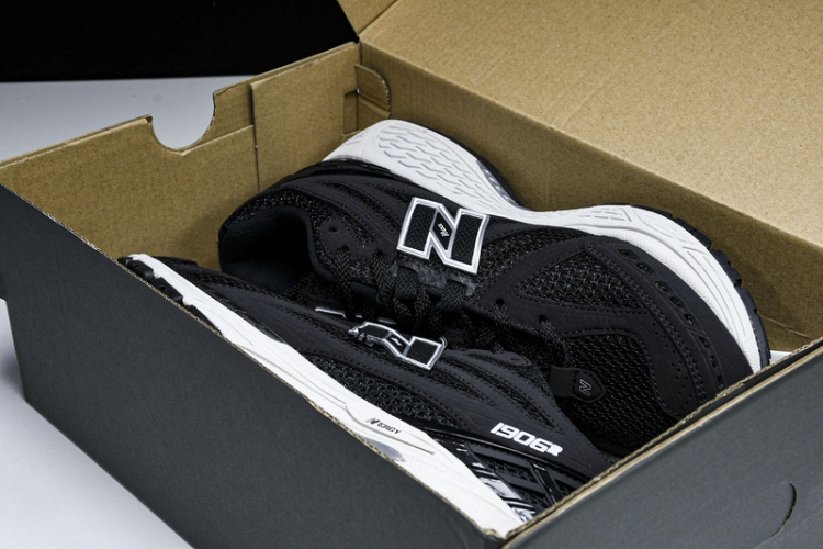  New Balance 1906 M1906RFB