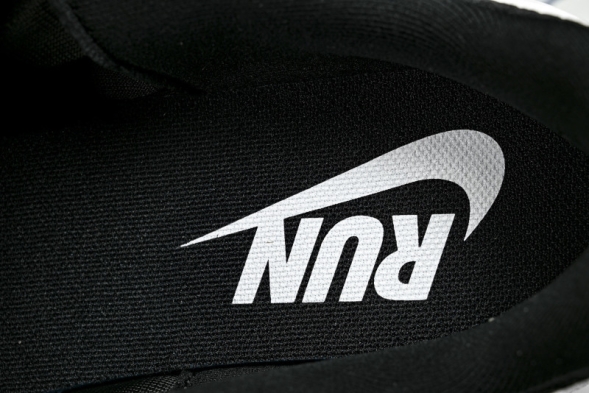 Nike Air ZoomX Vomero Plus HV8150-002 