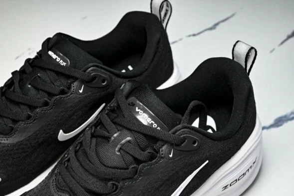 Nike Air ZoomX Vomero Plus HV8150-002 