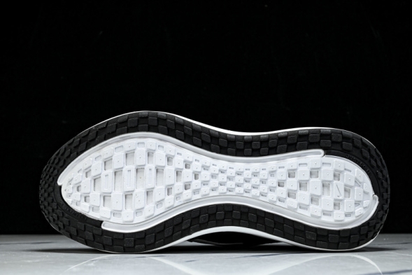 Nike Air ZoomX Vomero Plus HV8150-002 