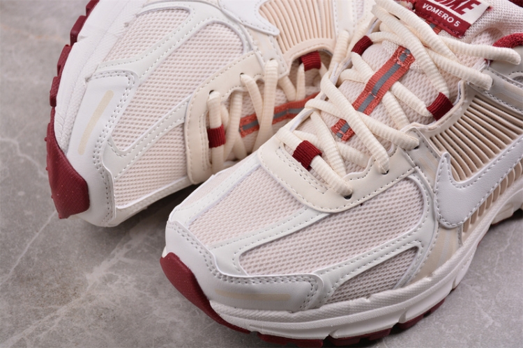  Nike Zoom Vomero 5 SP HF0737-111