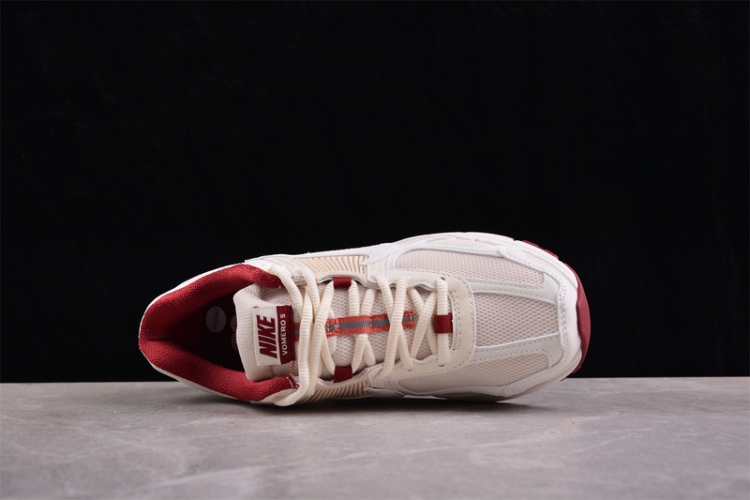  Nike Zoom Vomero 5 SP HF0737-111